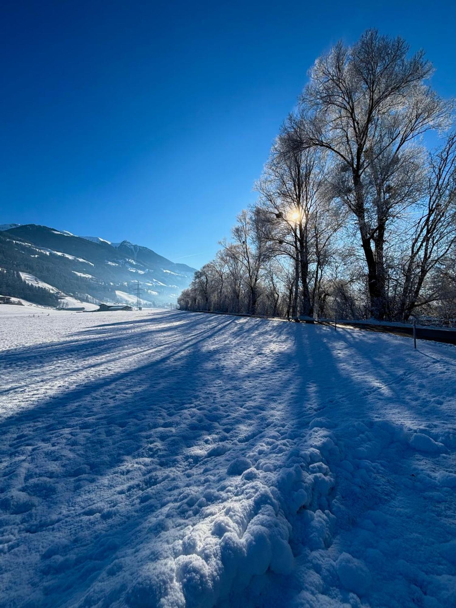 View4two / Chalet-apartment Zillertal Hart im Zillertal